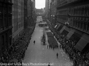Parade for the return of the AIF’s 9th Division in Sydney, April 2, 1943. (9)