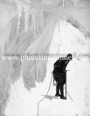 Australian lawyer Marie Byles’ expedition to the New Zealand alpine country in 1935. Ice and snow.