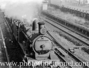 Locomotive 3305. May 30, 1939.