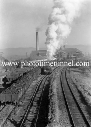 Filming the first coal out of Aberdare colliery in the Hunter Valley, NSW, after the 1949 coal strike. (3)