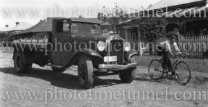 REO Speedwagon tabletop truck of Berry and Poppleton, Dungog, NSW, 1934.