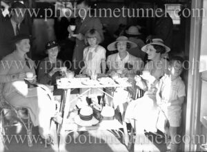 Fashionable women at season opening for Lake Macquarie Yacht Club, October 19, 1935.