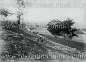 Dungog Road, Paterson, NSW. Circa 1900