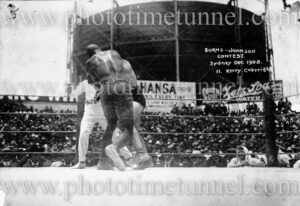 Tommy Burns and Jack Johnson prize fight, Sydney, December 1908. (2)
